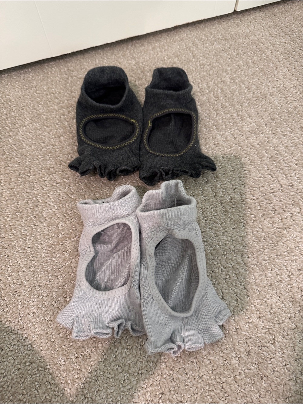 Women’s bundle of 2 pairs of Pilates toe soxs